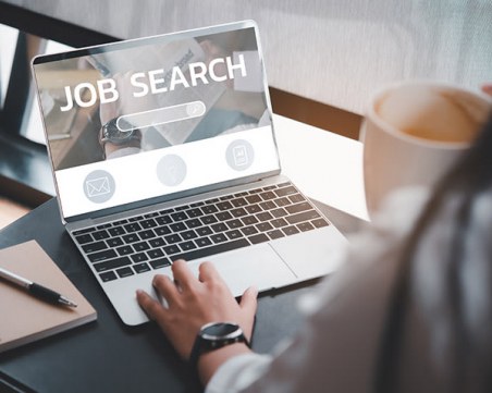 10 съвета за търсещите нова работа: Как да четем обявите правилно