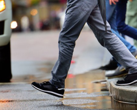 Двама пешеходци са били пометени в София, шофьор е избягал от мястото на инцидента