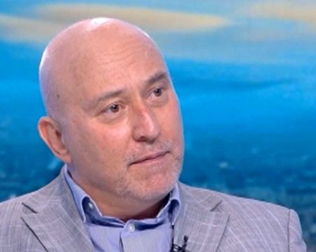 Математик: Задава се нов локдаун след 15 октомври заради 10 хил. заразени дневно