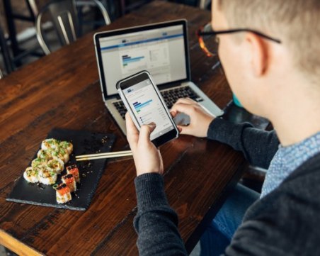 Опасни измамници: КФН забранява четири сайта за инвестиционни услуги