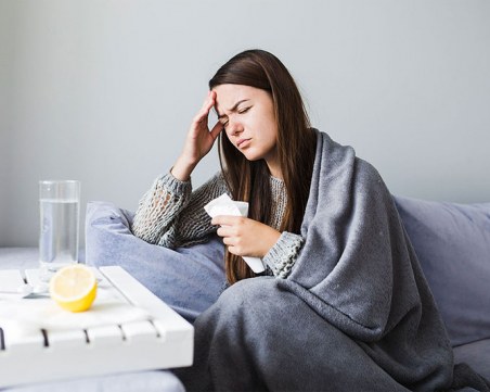 МЗ: Какво е общото между сезонния грип и COVID-19? Може ли човек да се зарази и от двете инфекции