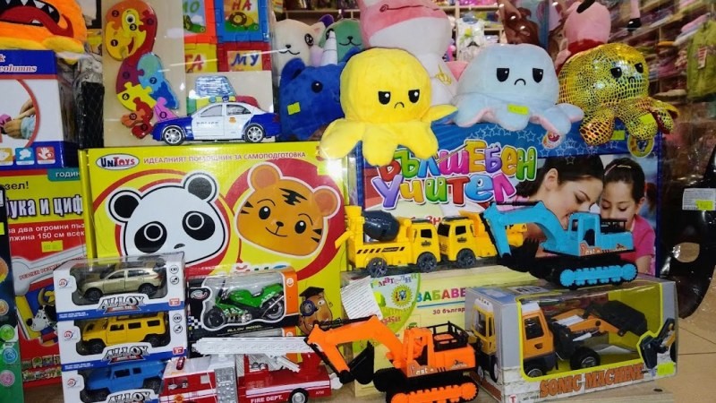 Заради 2 лева: НАП запечата магазин за играчки в Пловдив, укривали доходи