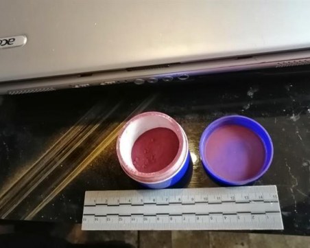 Спипаха готвач на дрога, изградил лаборатория в кухнята си