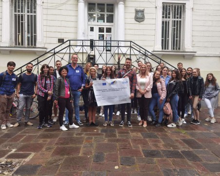 Ученици и преподаватели от Кьолн и Будапеща гостуваха на район 