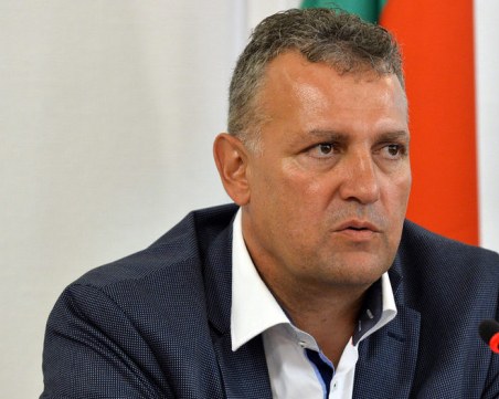 Валентин Николов: При студена зима нямаме резервни мощности
