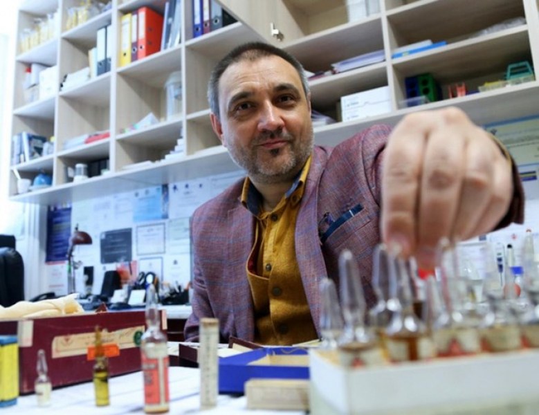 Показа българската ваксина срещу COVID-19, искат да я тестват върху хора
