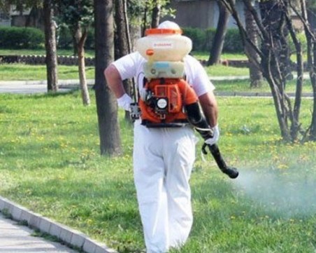 Пръскат срещу кърлежи в Пловдив! Вижте графика