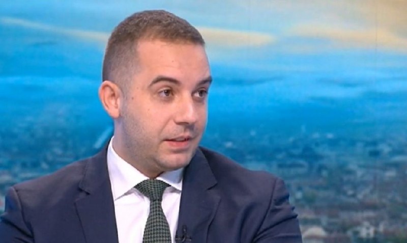 Шефът на Агенцията по лекарствата: Срокът на годност на ваксините може да се удължи