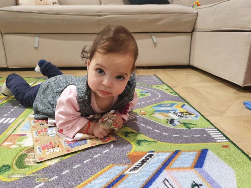 Да помогнем! Малката Силвия от Пловдив се нуждае от средства за рехабилитация в чужбина