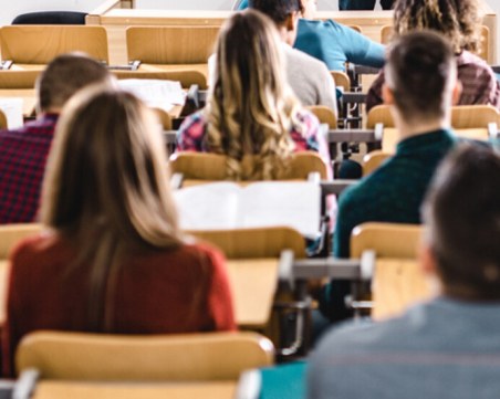 Пловдивски гимназии на челни места за продължение на образованието в чужбина