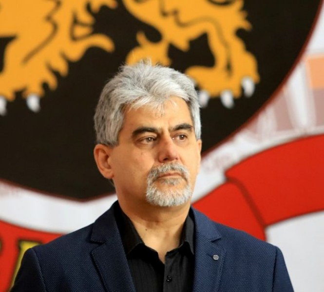 Кандидатът за президент на ВМРО е бил дисциплинарно уволнен от ВТУ