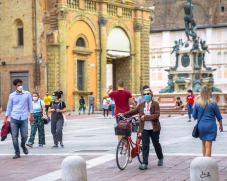 Италия смекчава някои рестрикции, въведени заради COVID-19