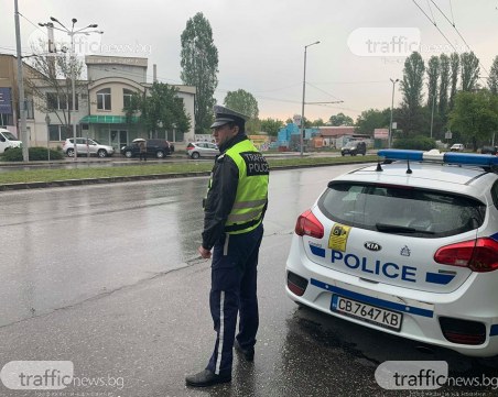 Пиян пловдивчанин подкара кола без номера, завърши в ареста