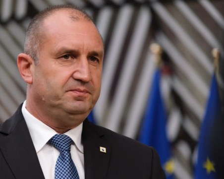 Президентът: Изненада ме името на Николай Младенов в досиетата 