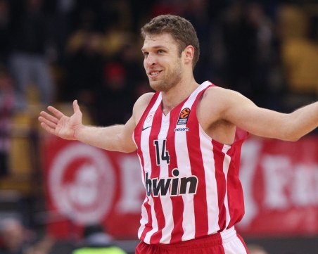 Александър Везенков с историческо постижение в Евролигата