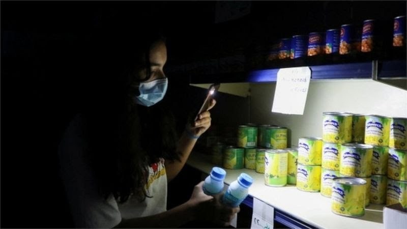 Цяла държава остана без ток, заради недостиг на гориво