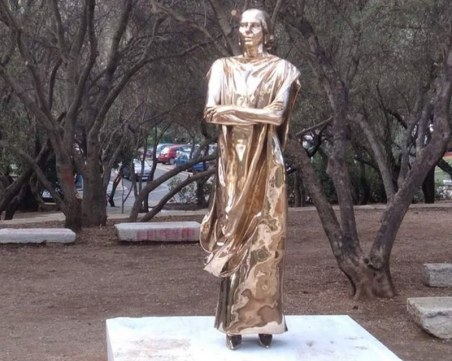 Откриха скулптура на Мария Калас в Атина