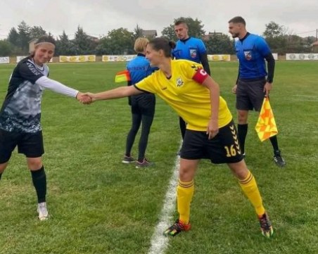 Пълдин разгроми Енко в пловдивското дерби при жените