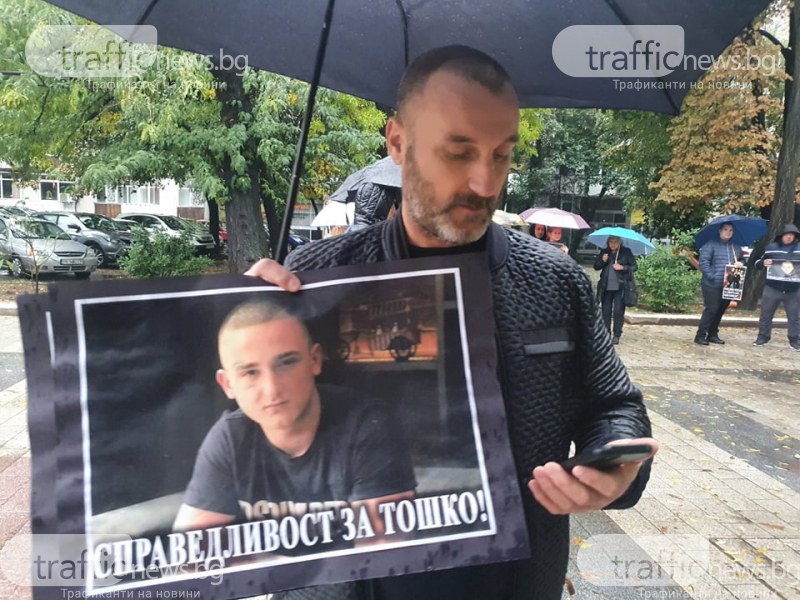 Близки на загиналите край Кадиево: Надяваме се свидетелите да кажат истината, за да има справедливост