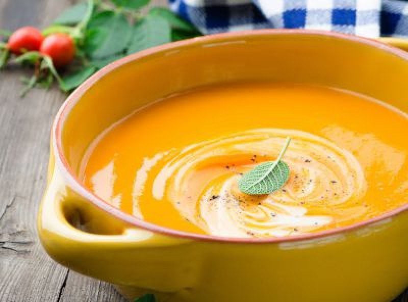 Крем супа от тиква - с много зеленчуци, подправки и семена