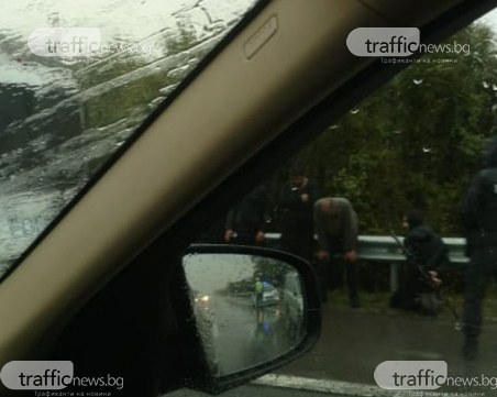 Нелегални мигранти са били задържани и днес на АМ Тракия