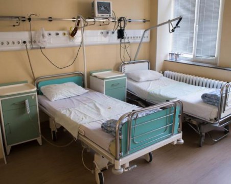 Неваксинираните да си плащат лечението за COVID-19