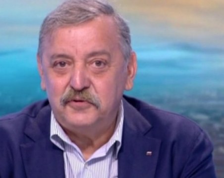 Проф. Кантарджиев: До седмица ще може да се поставя трета доза и на Moderna в България