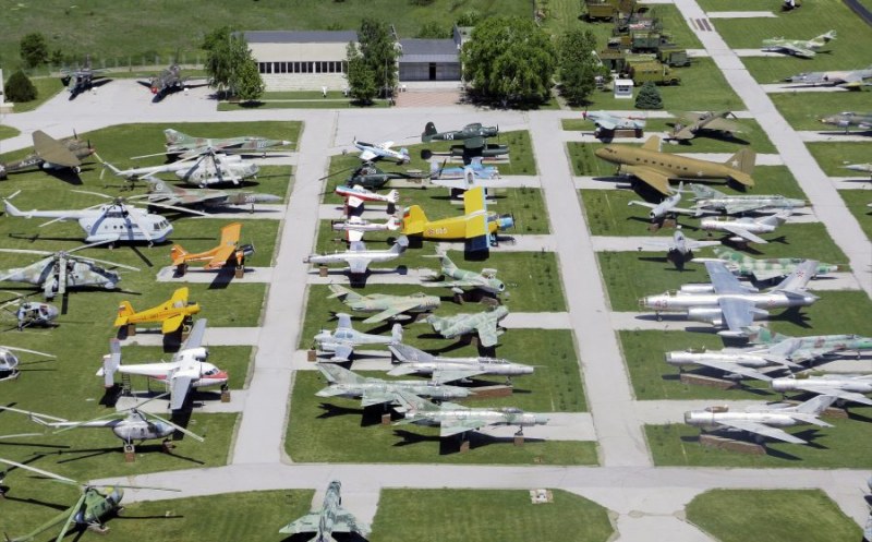 Музеят на авиацията в Крумово с вход свободен днес