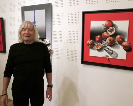 Почина художникът Михалис Гарудис