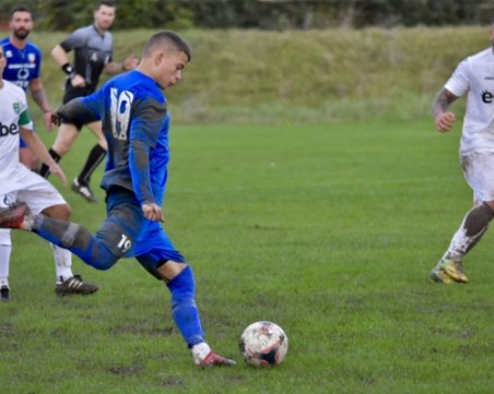 Спартак с девета поредна победа