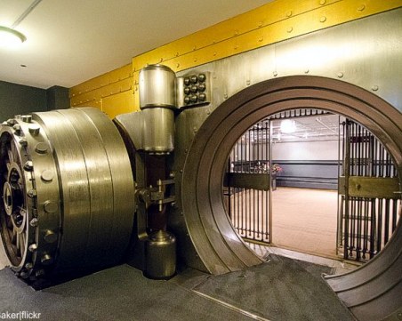 Мъж открадна 35 милиона от банка с... фалшив глас