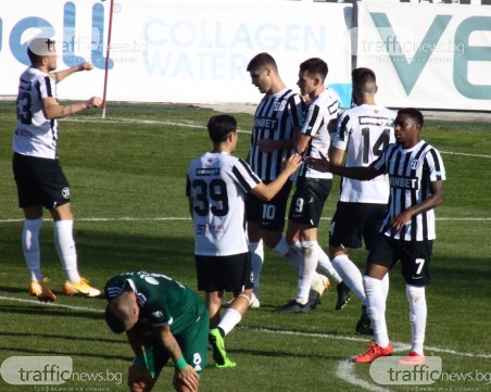 Локомотив спря негативната серия и записа първа домакинска победа за първенство