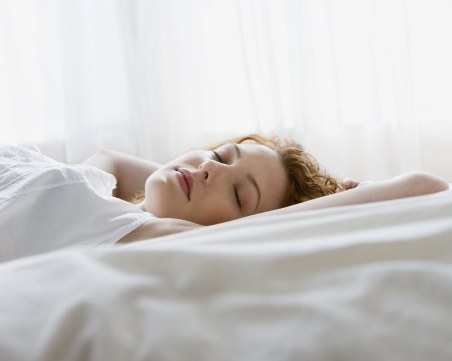 Новата мода срещу безсъние – леден компрес ни унася за 15 минути