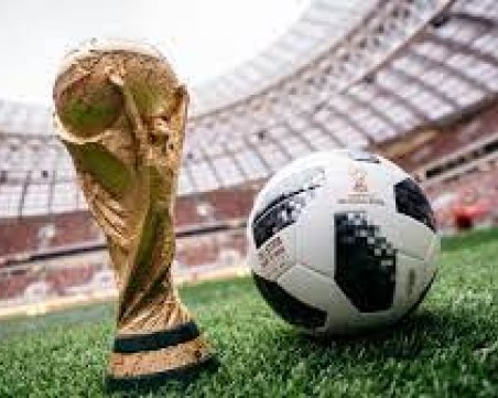 ФИФА вече информира федерациите за Мондиал на две години