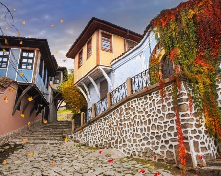 Топло и слънчево остава и днес в Пловдив