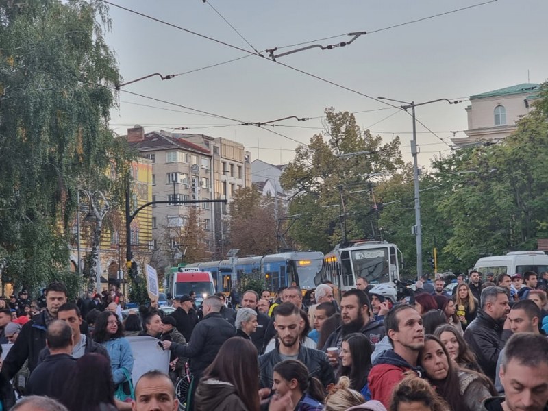 Задържаха мъж по време на протеста в София