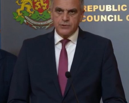 Премиерът Стефан Янев: Алтернативата на мерките е затваряне на държавата