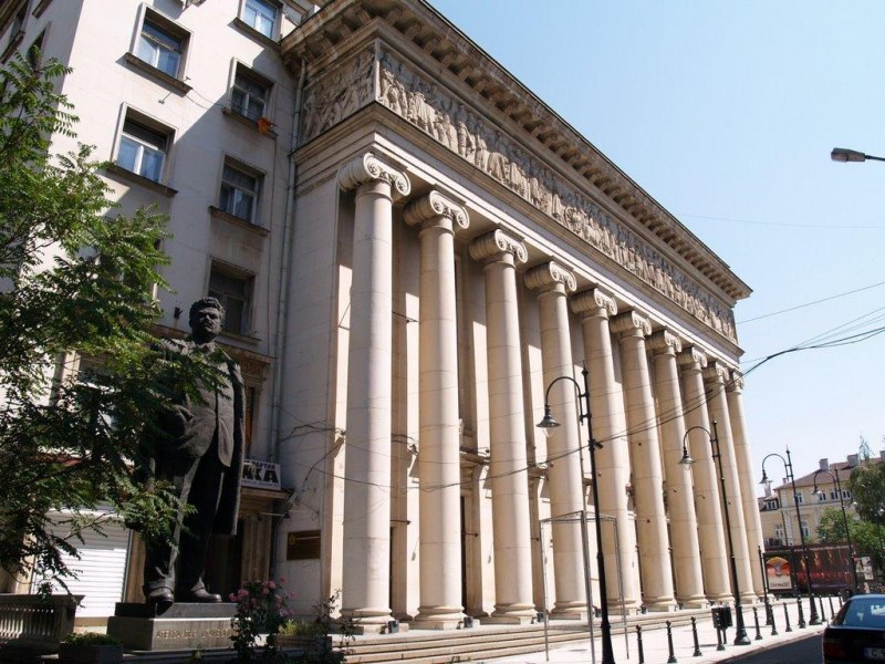 Мобилен пункт ще тества публиката без сертификат в Софийската опера