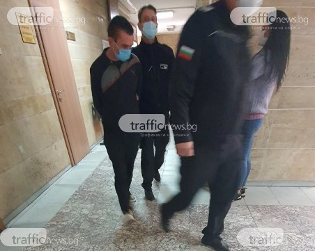 Строг затвор за крадеца, счупил крака на пловдивчанка при грабеж