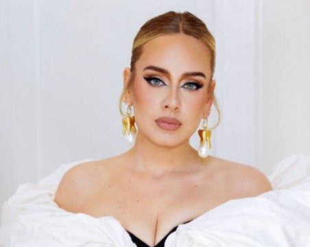 Адел подобри рекорд в британската класация с 