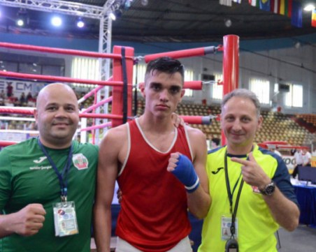 Уилиам Чолов стана европейски шампион по бокс за младежи