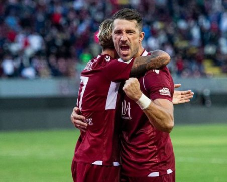 Гълъбинов вкара на Буфон за нов успех на Реджина