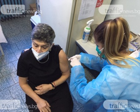 Синдикати: 35% от учителите са готови да напуснат заради зеления сертификат