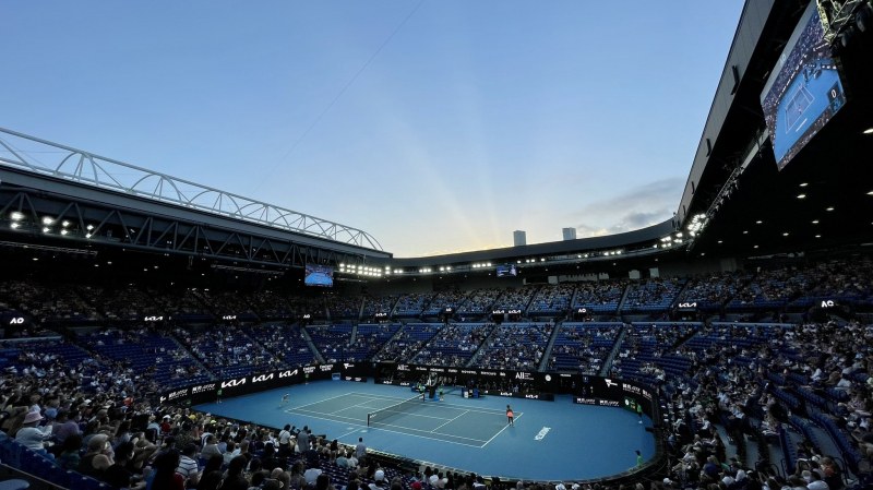 Неваксинирани тенисисти може да играят на Australian Open, но при 14-дневна карантина