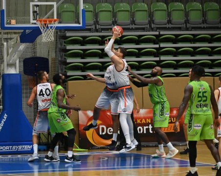 Академик търси четвърти пореден успех в Балканската лига