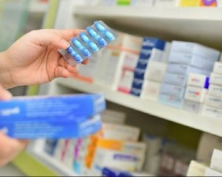БЛС: Личните лекари все още не могат да изписват безплатни лекарства за COVID-19