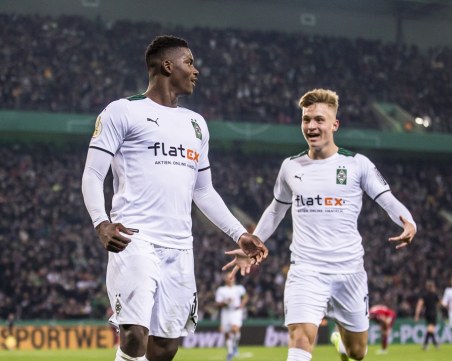 Борусия Мьонхенгладбах разгроми с 5:0 Байерн Мюнхен за Купата