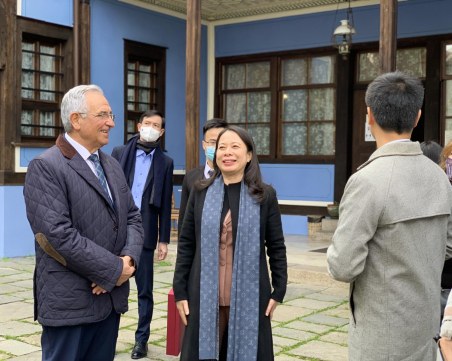 Вицепрезидентът на Виетнам посети в Пловдив