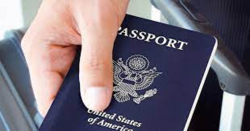 В САЩ издадоха първия паспорт с 