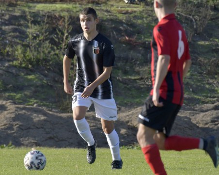 Дубълът на Локомотив загуби домакинството си на Куклен